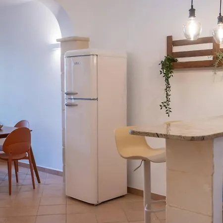 Galati House ميليندونيو