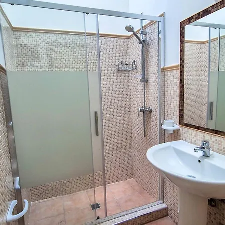 Galati House ميليندونيو